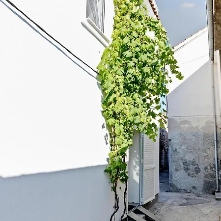 4 Bedroom Stunning In *
