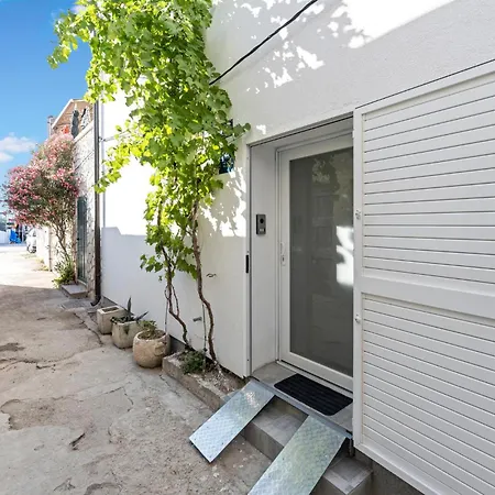 4 Bedroom Stunning In *