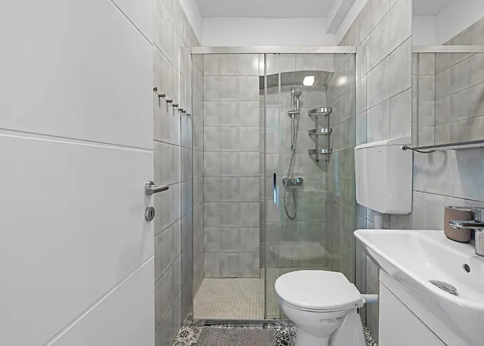 18 With Seaview Сasa de vacaciones *